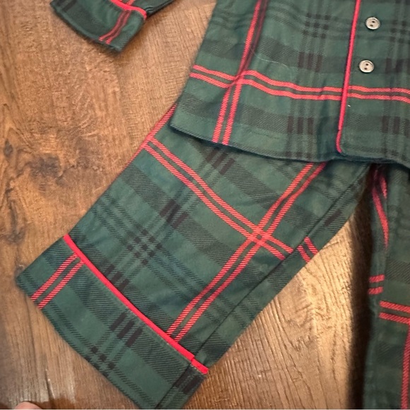 Magnolia Joanna Gaines Hearth & Hand Tartan Kids Holiday / Christmas Pajama Set - Picture 3 of 8